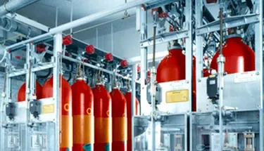 Horizontal cylindrical CO2 tanks and pipework